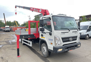 HYUNDAI MIGHTY EX8 С КМУ UNIC UR-V 374K